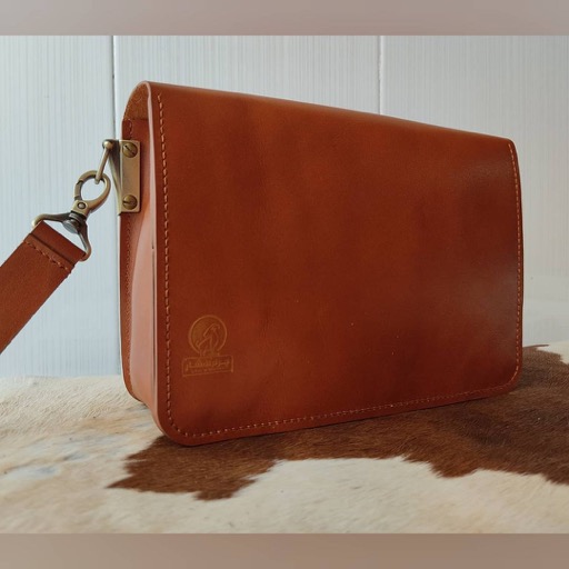 کیف مدارک|Charmafshar