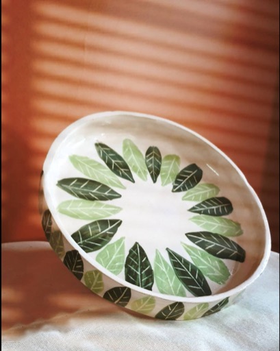 بشقاب لبه دار|ماهنی